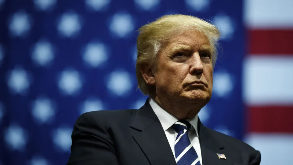 Tarifa de 80% sobre a China 'parece correta', afirma Trump