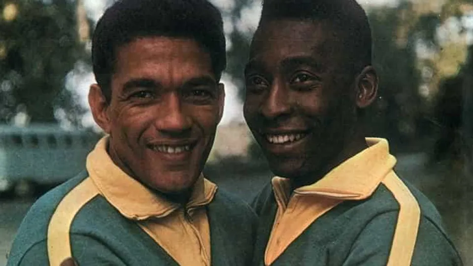 CBF esquece Garrincha em homenagem a camisas 7, é criticada e se 'retrata'