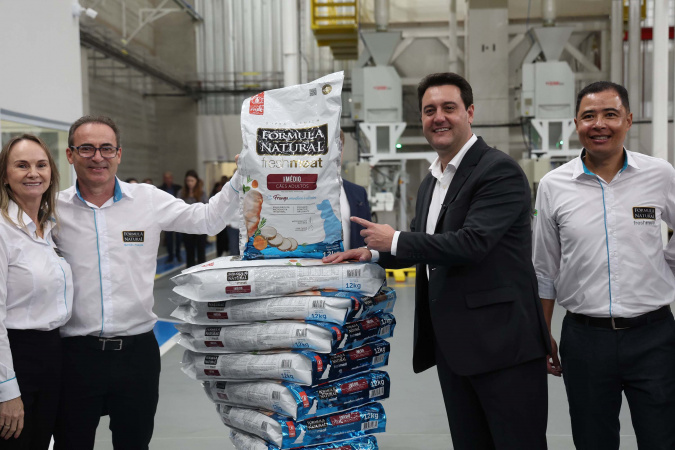 Indústria de alimentos pet inaugura investimento de R$ 140 milhões em Mandirituba