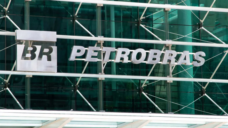 Petrobras tenta reverter lei que propõe fim de refinaria de Fortaleza